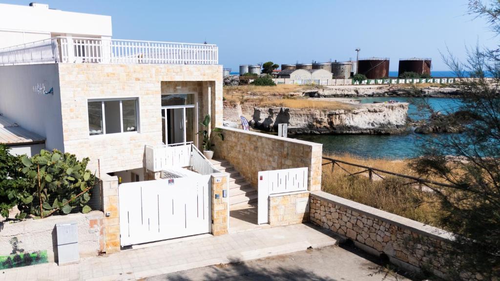 Acquamarina Suites by MONHOLIDAY - 5