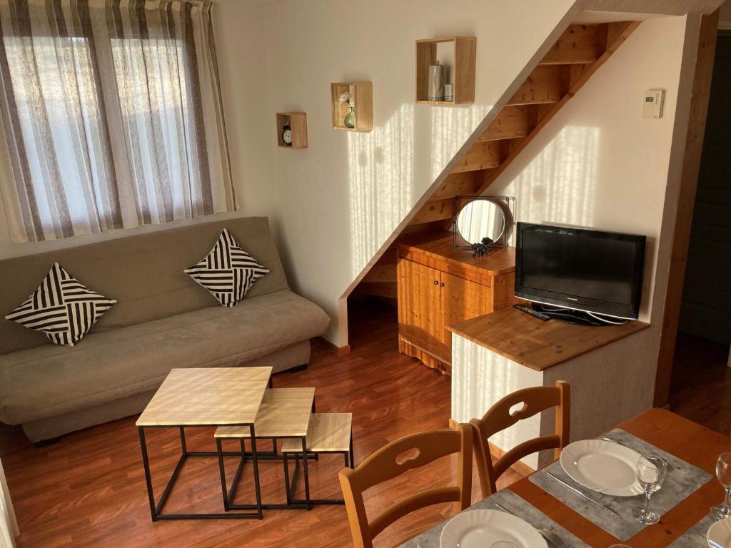 Chalet Duplex 3 Pièces 6 Pers à Superdevoluy avec Terrasse - FR-1-504-676 - 1