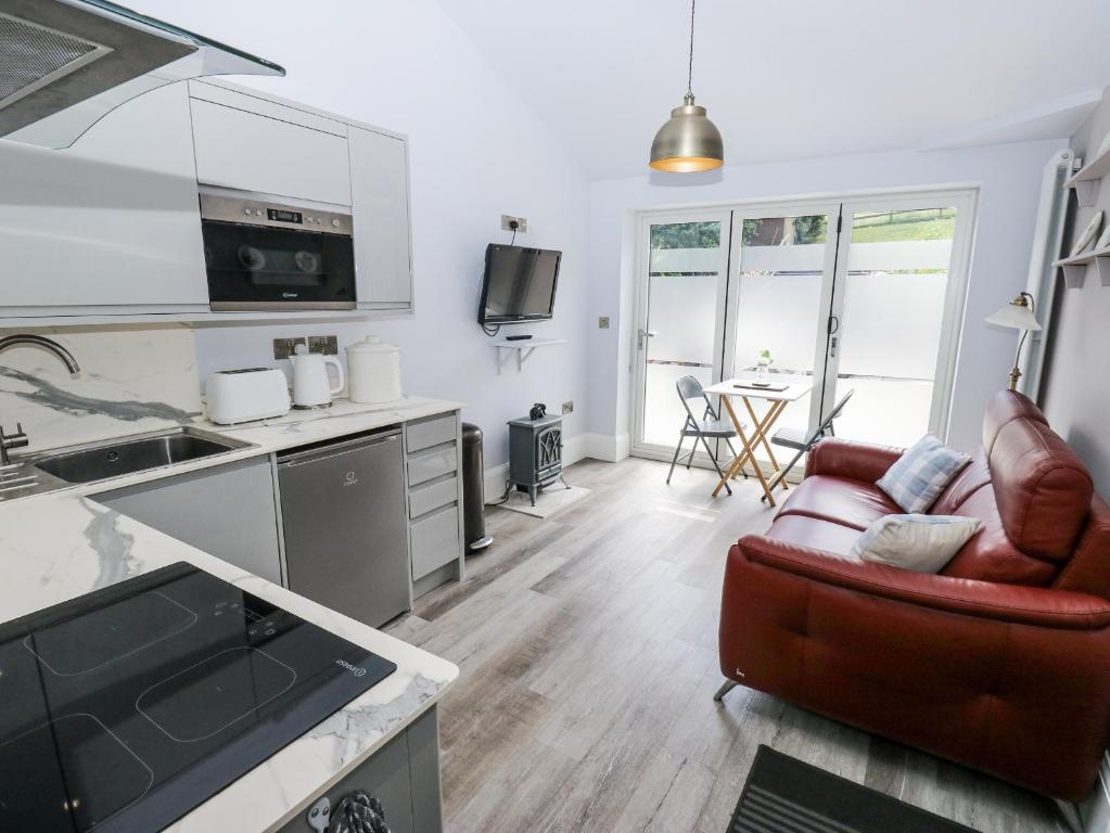 Little Birchinlea, Glossop