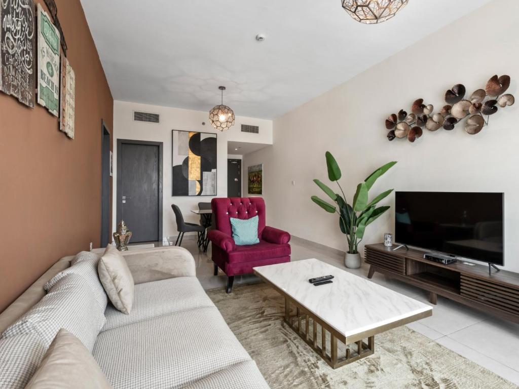 Contemporary and Spacious 1-Bedroom in AG tower - Business Bay, Dubai