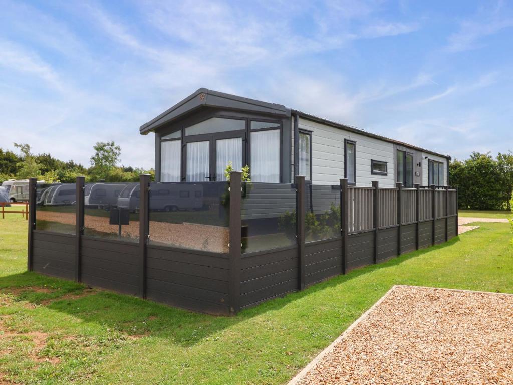 Hazelnut Lodge, Chipping Norton