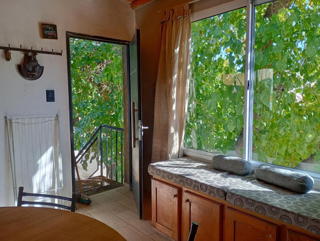 20 blocks from downtown - 5