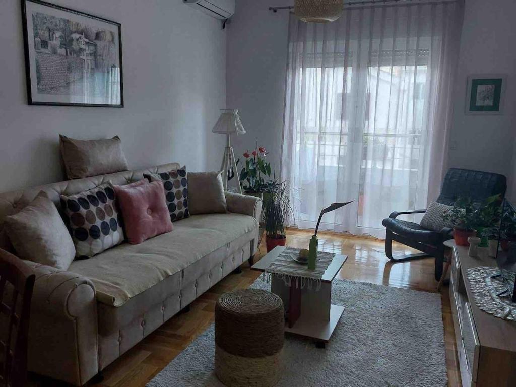 Cozy Apartment Perfect for Vacation - 1