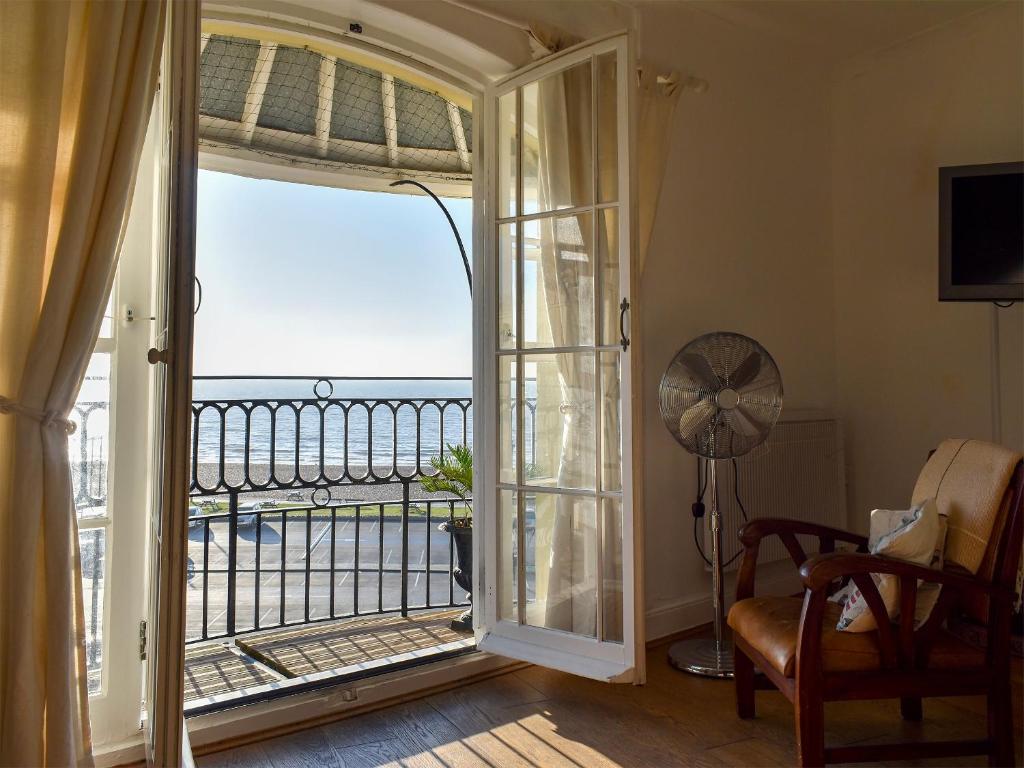 Moray Hastings View, Hastings