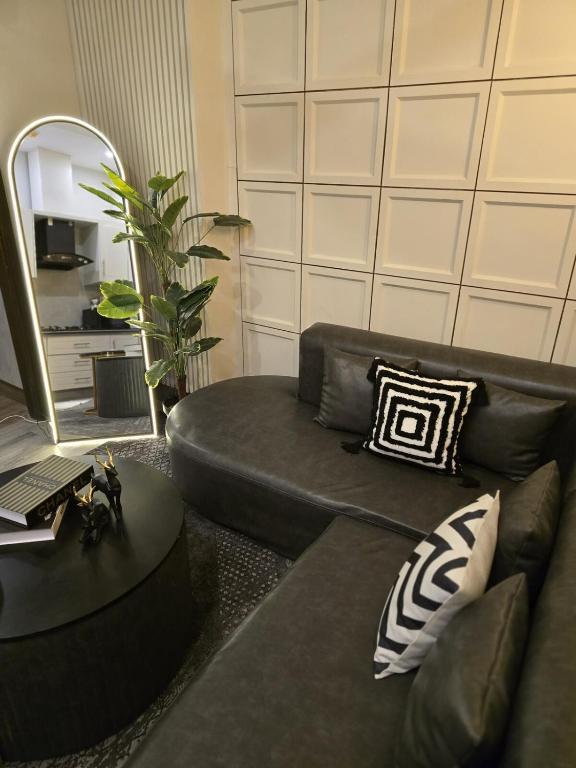 Tranquility Escape at 7star heights,1BHK, Bahria Living, Rávalpindí