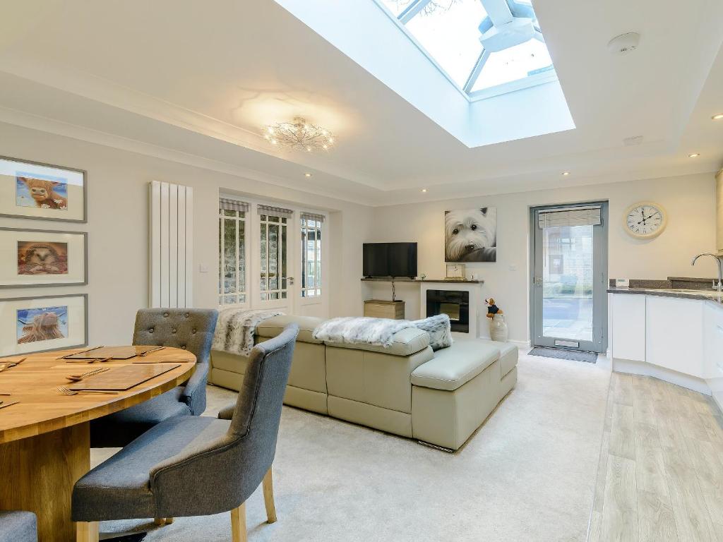 Friar's Corner, Richmond