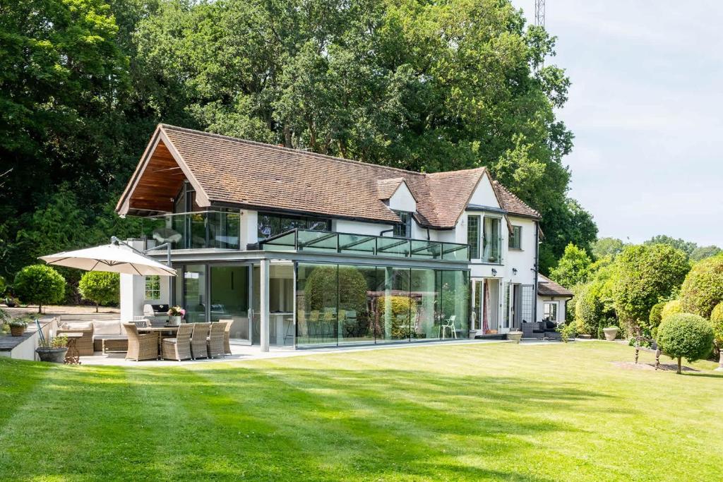 Hills End Cottage, Sunningdale