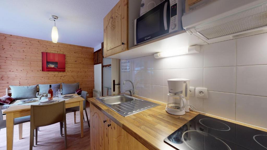Hameau 4 201 SPA & PISCINE appartement 4 pers - 4