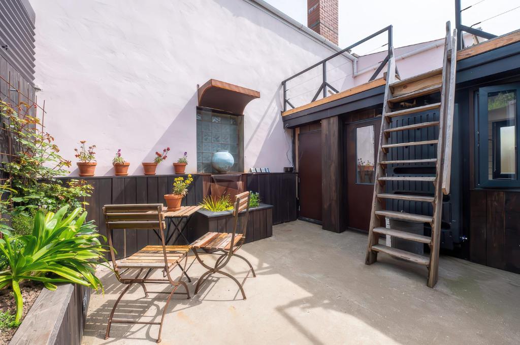 The Tiny House, Haverfordwest