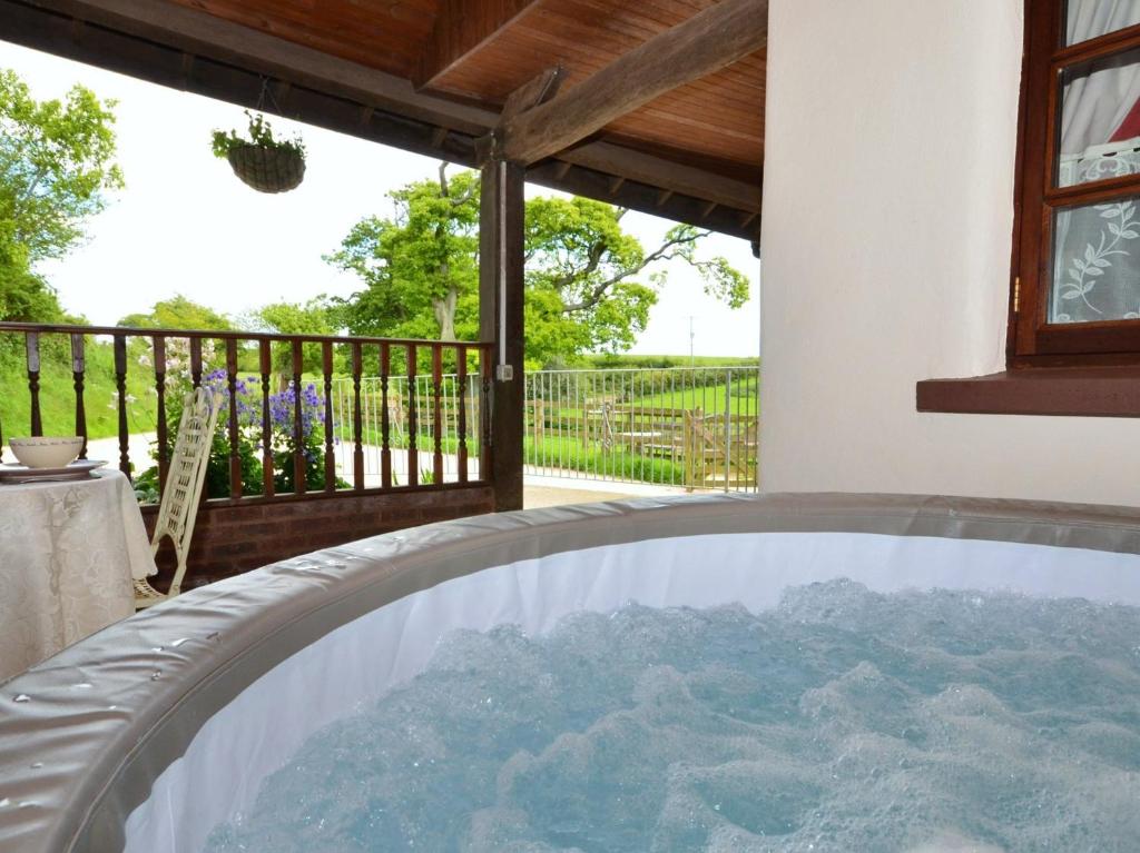 3 Bed in South Molton STITC, North Molton