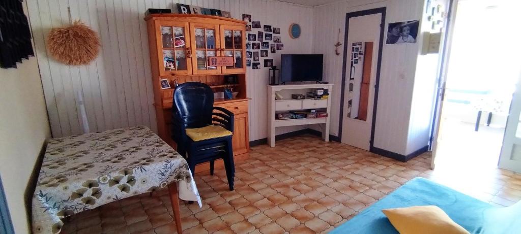 Chalet sur pilotis en bord de plage - 4