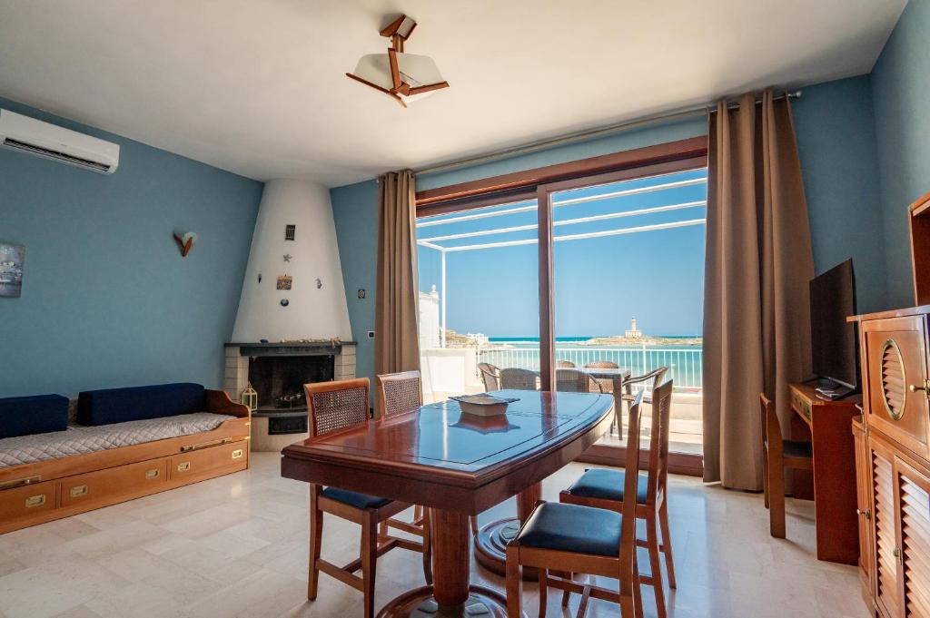 Sosandra Sea View Apartment - 4