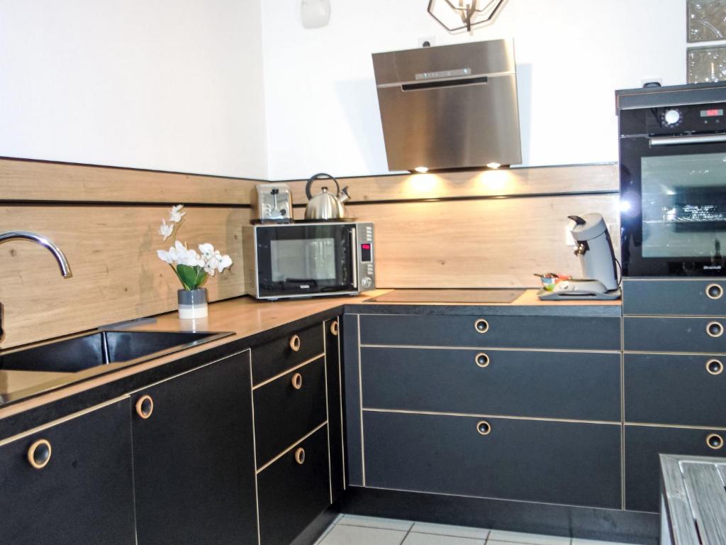 Apartment Les Pierres de Jade by Interhome - 4