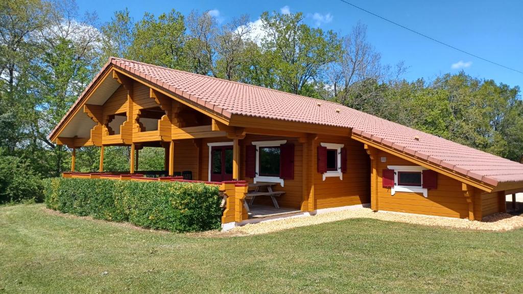 Chalet Quercy, Mauroux