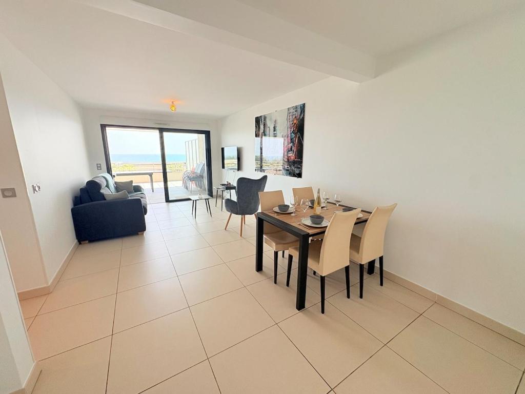 #Sète Front de mer Piscine Box privé Clim - 4