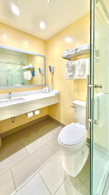 Well-appointed bathrooms
