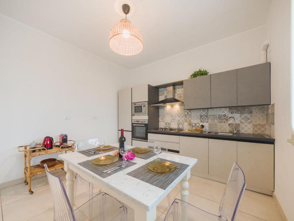 Apartment White Home by Interhome - 5