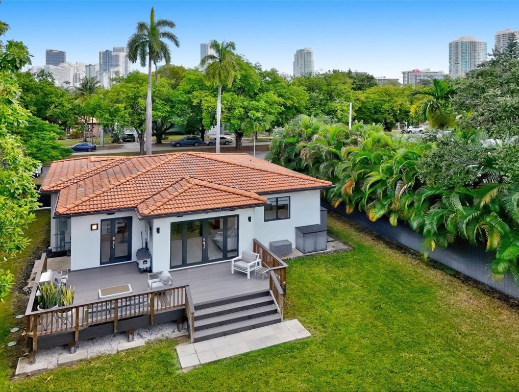 Brickell, Remote-Ready Oasis, Miami