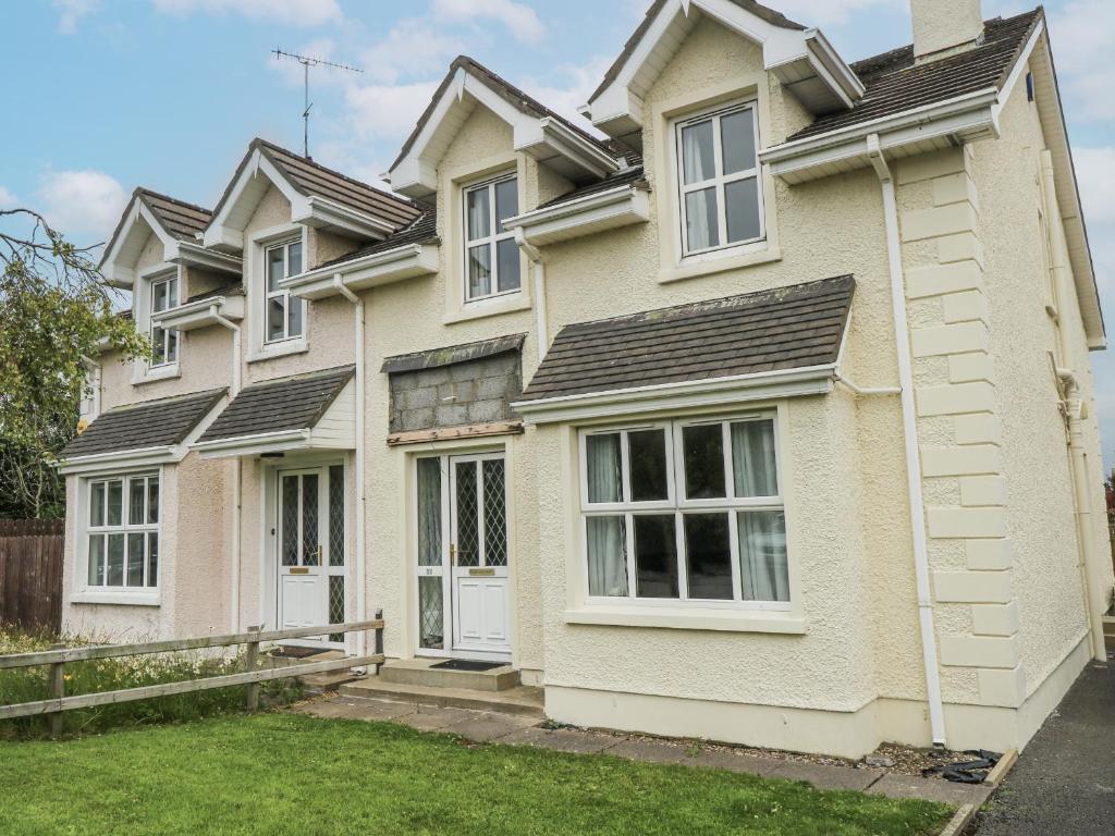 22 White Maples, Bundoran