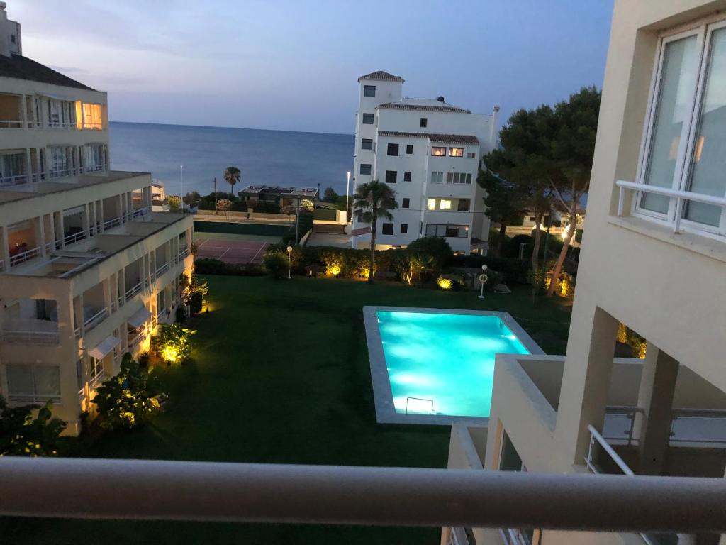 ACOGEDOR Y PRECIOSO ÁTICO EN JAVEA Primera línea playa - 3