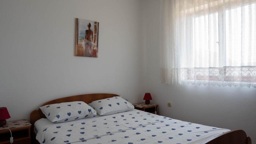 B & M Apartments - 3