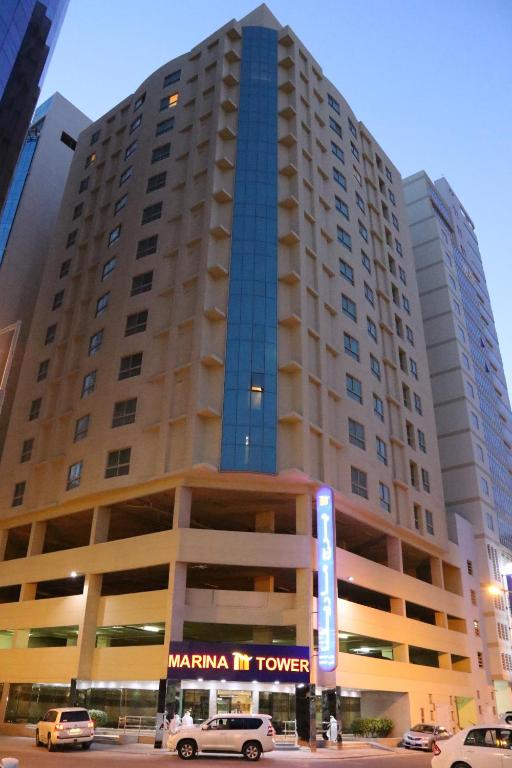 Marina Tower Hotel photo