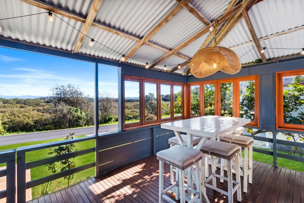 Wattlebird Cottage managed by Batemans Bay Accom, Moruya Heads