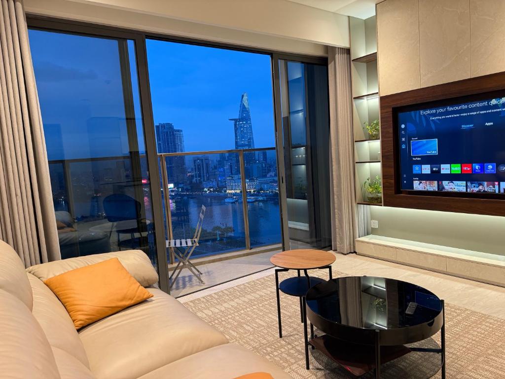 The Opera - Level 22 SkyLine RiverView CBD 78m2, Ho Či Minovo Město