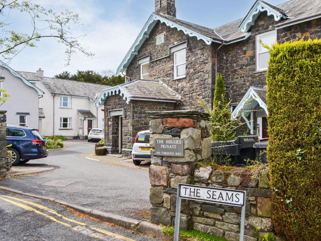 Six The Hollies, Keswick