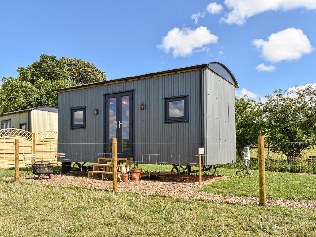 Forget-Me-Not - Uk37646, Bradbourne