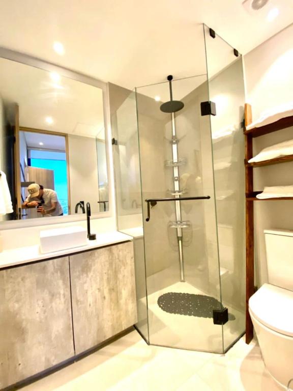 luxury apartment & great view good neighbour hood - 2