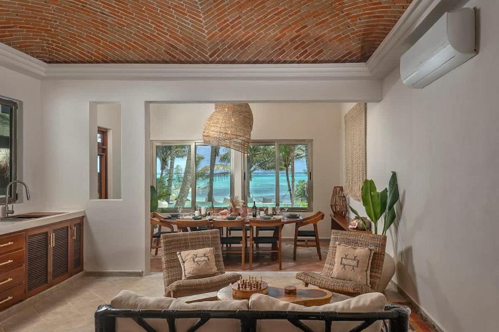 New 3BR Private Beachfront Villa with Pool at Soliman - 3