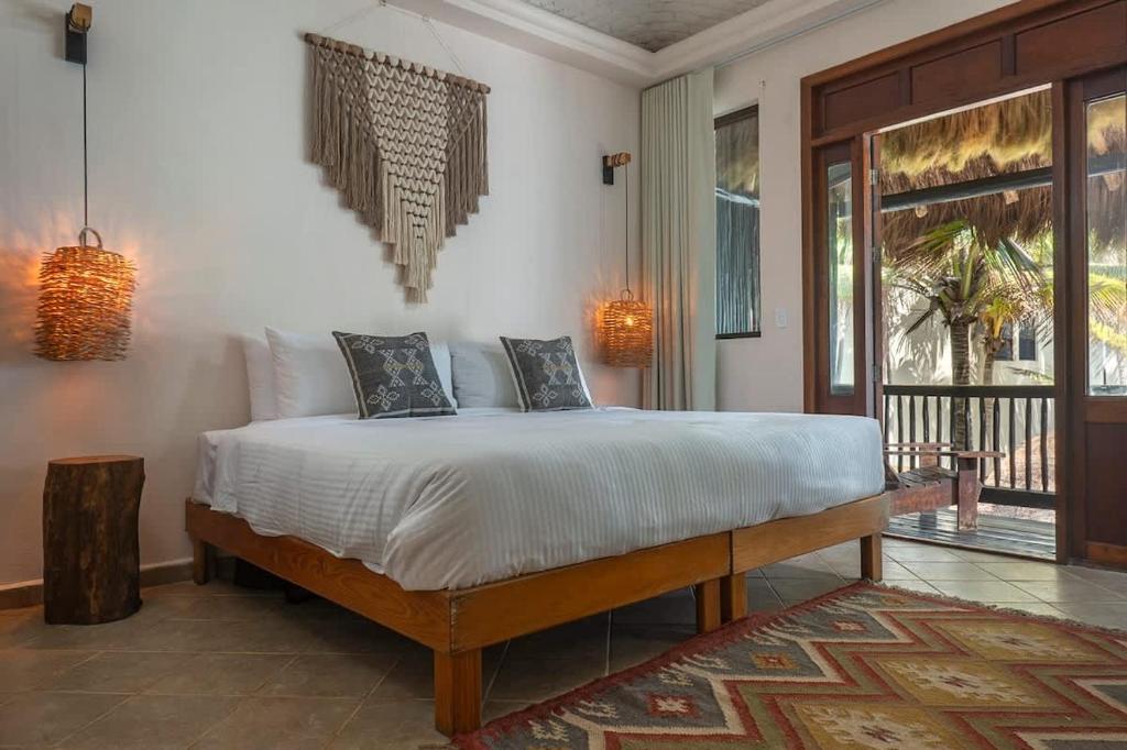 New 3BR Private Beachfront Villa with Pool at Soliman - 5