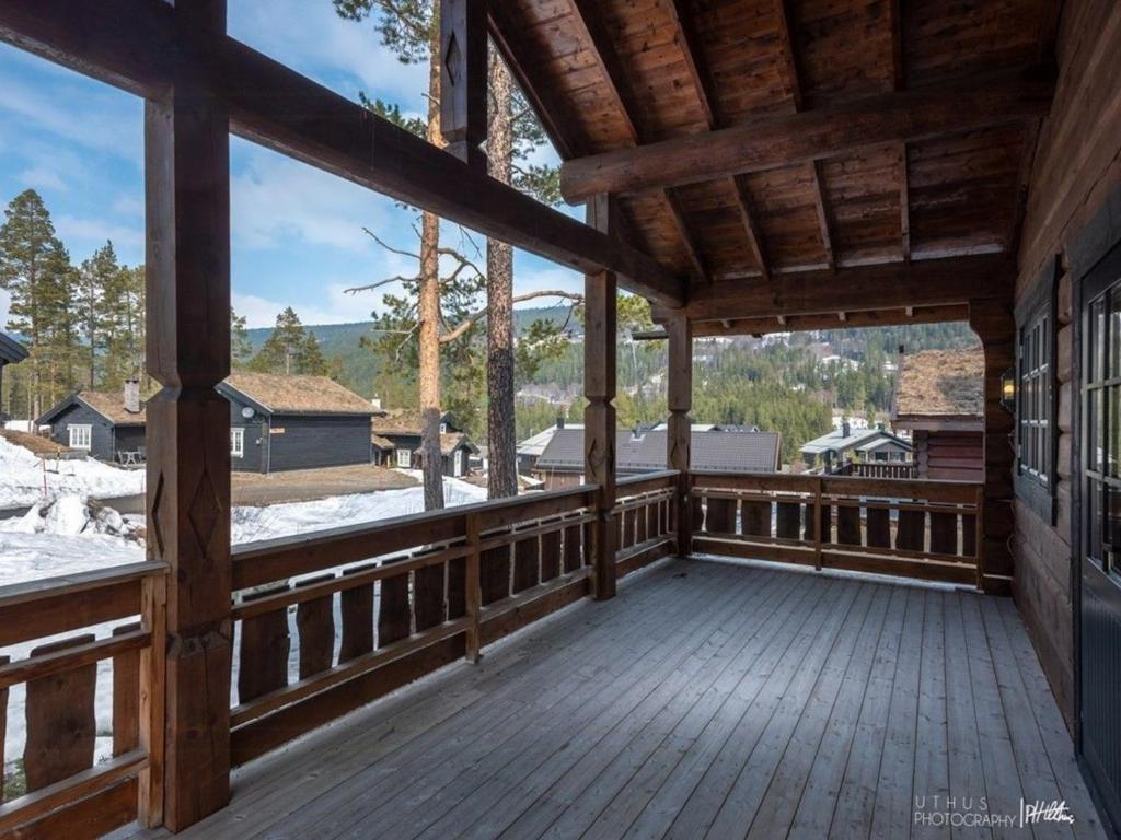 Spacious Log Cabin Near Hardangervidda, Uvdal