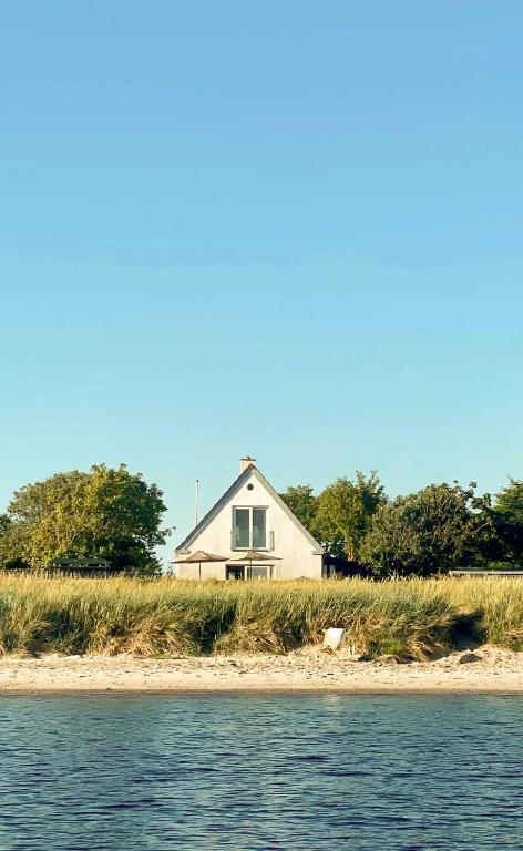 Beachfront Villa At Dannemare With Sea View, Dannemare