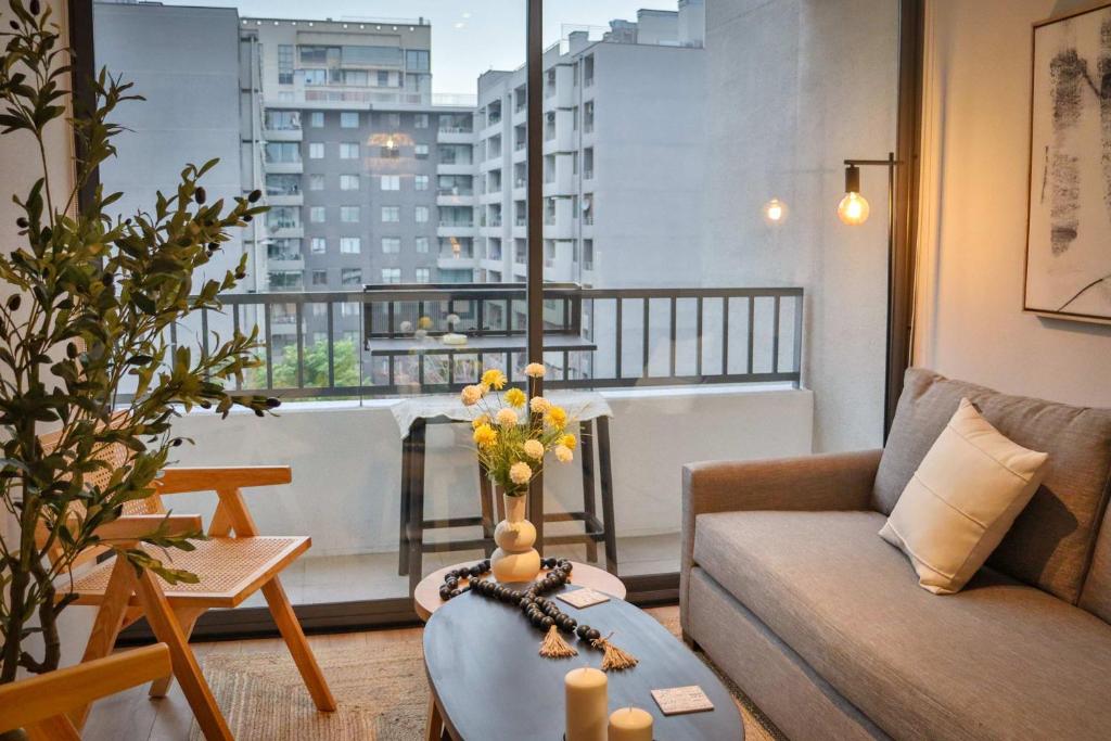 HOM I Departamento 2PAX 1D1B Estacion Matta, Santiago