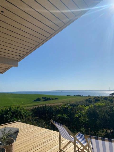 Summer House With Panoramic Views Of Aarhus Bay, Knebel