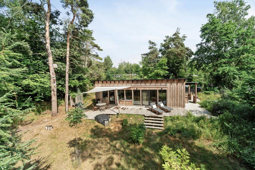 Close To Nature In Home With Own Lake, Jægerspris