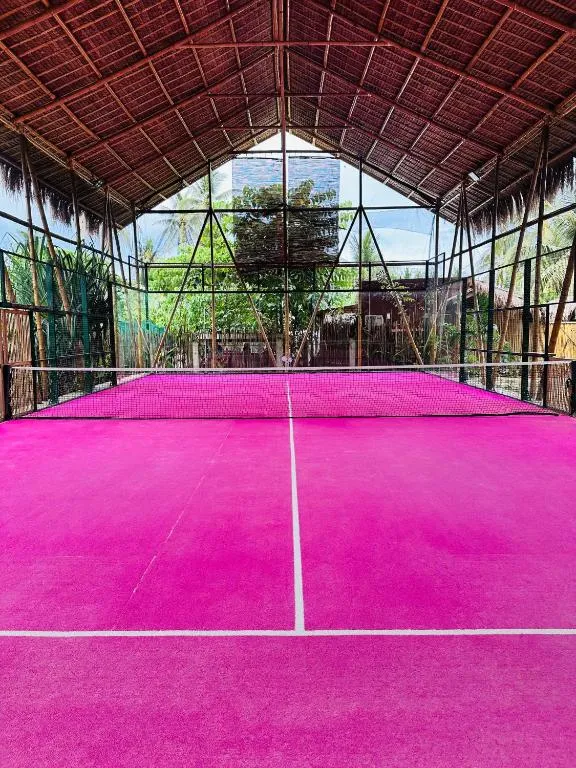 Padel and Palms Villas, Hotel in General Luna