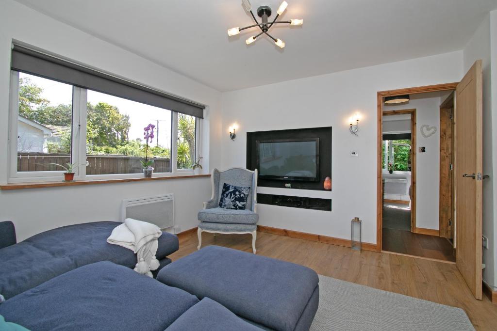 7 Porth Valley Cottages photo 2