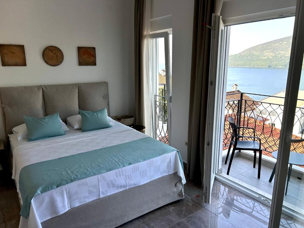Casa M- Penthouse Studio with Panoramic Sea View & Balcony - 1