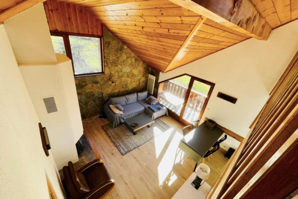 Nice apartment with 2 balconies and view - 4