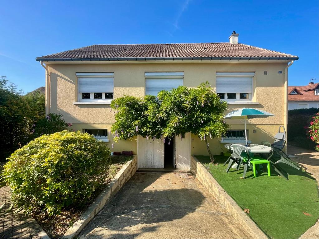 Home 5km circuit 24 hours of Le Mans, motoGP, 6 beds, Spay