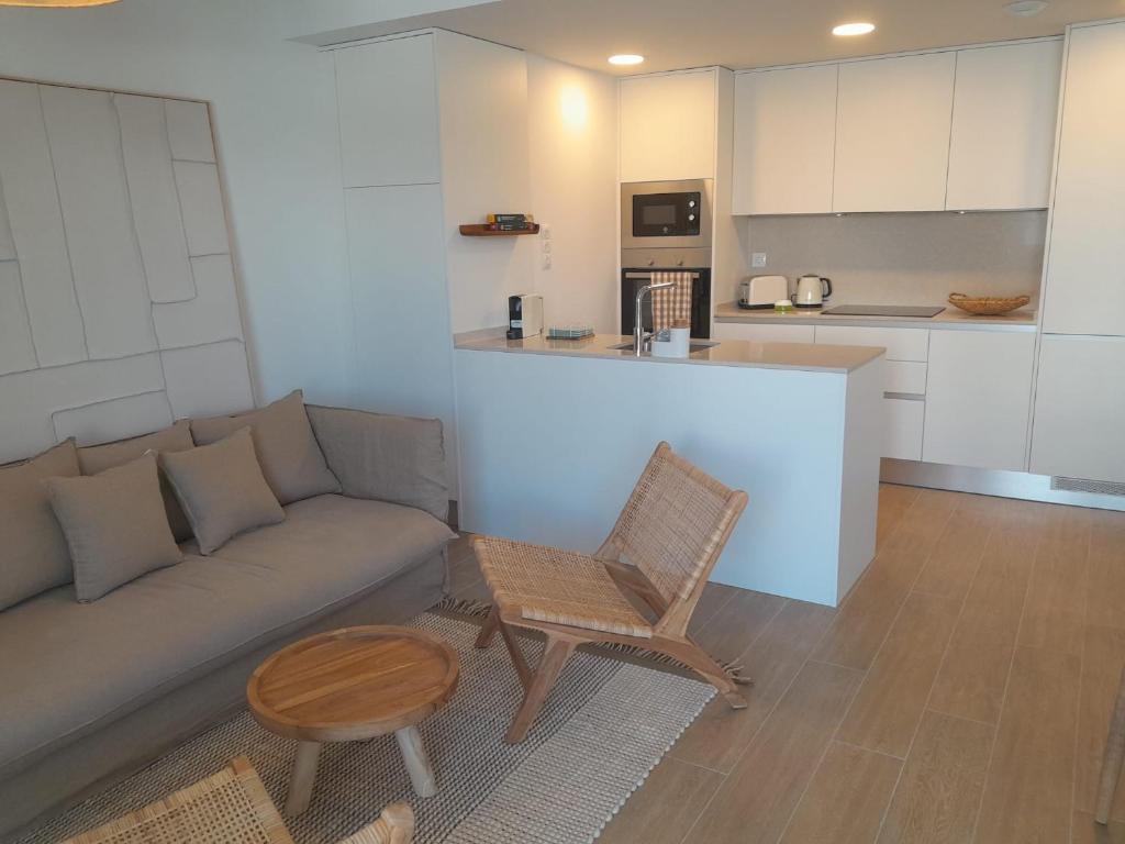 Brand New 3-Bedroom Apartment Near the Beach in Denia MINIMUM 10 NIGHTS - 2