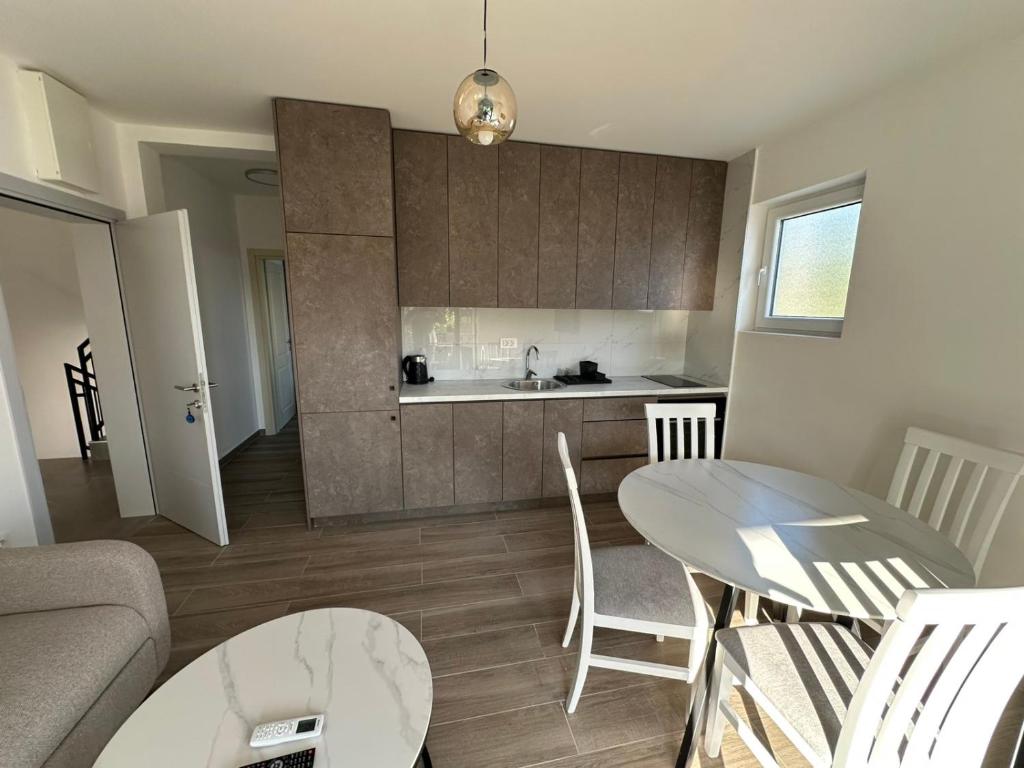 Apartmani Aki 6 - 4