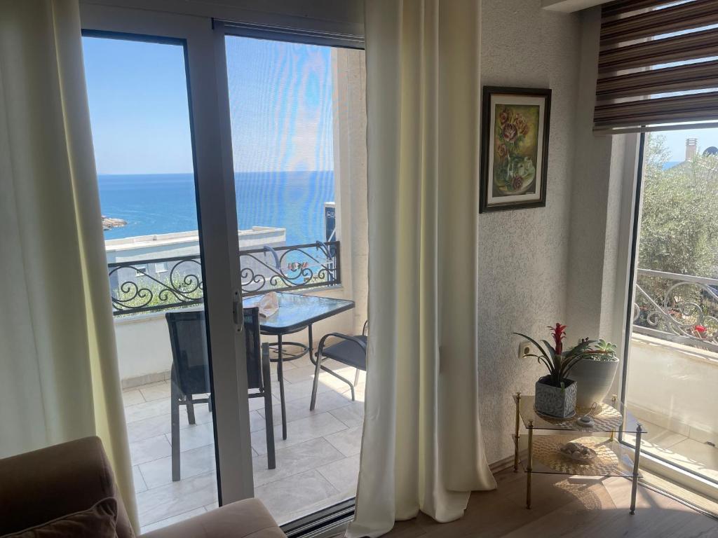 Guesthouse HHL - Liman ll - 5