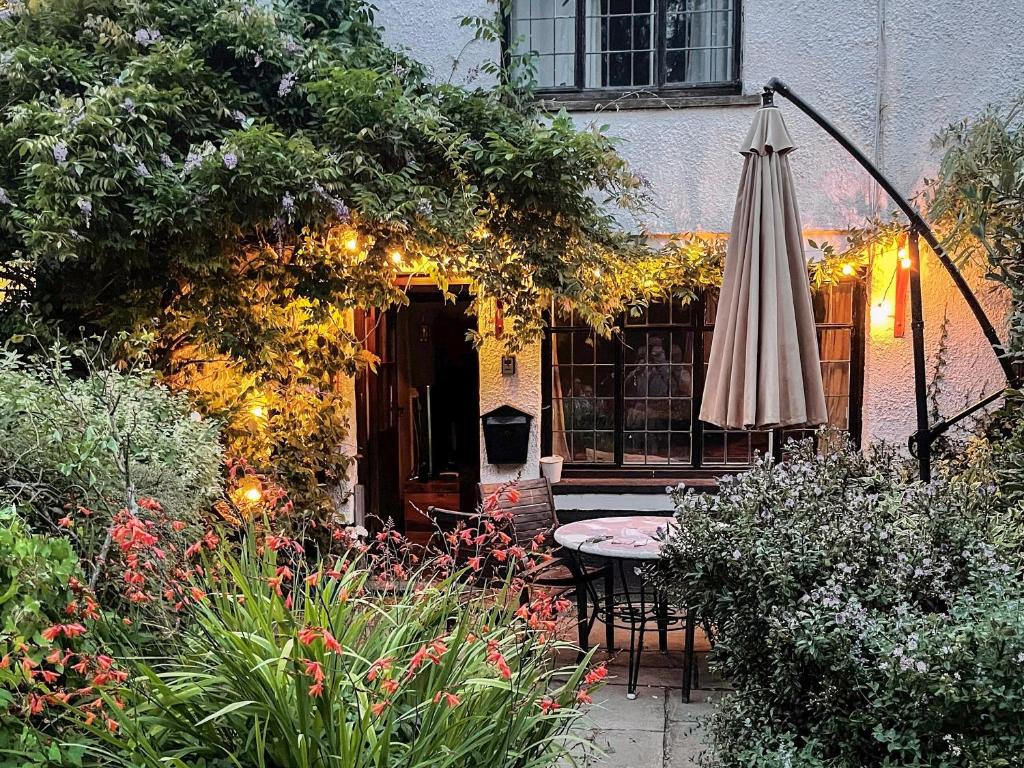 The Annex, Cadeleigh