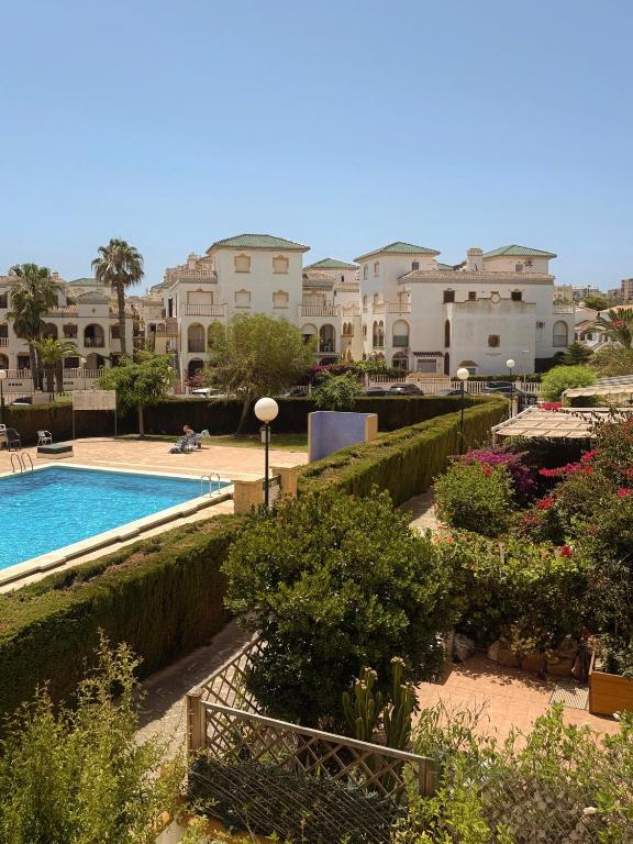 Beautiful apartment - 2 seperate bedrooms La Mata - 3