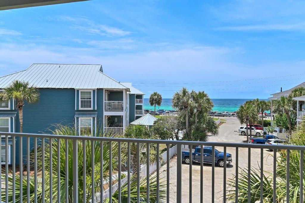 Pavilion Palms 205B, Destin