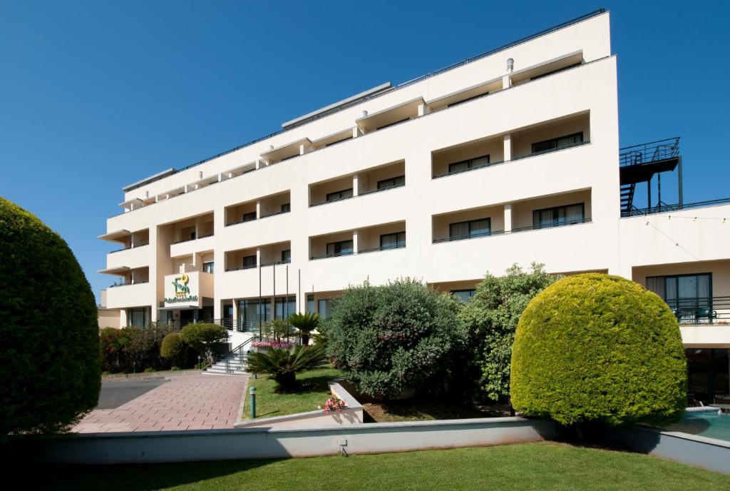 Madeira Panorâmico Hotel — Hotel building in Funchal, Madeira